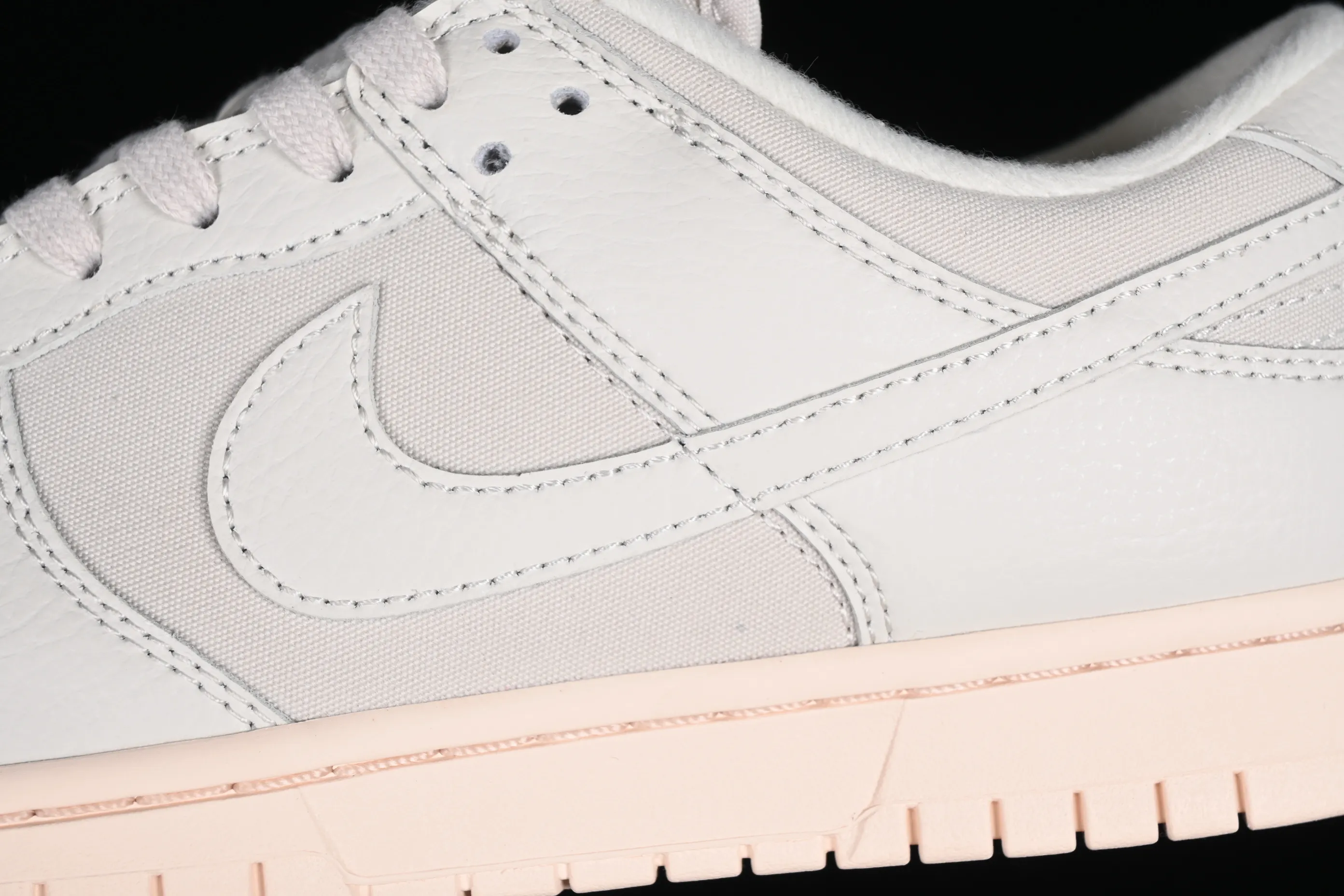 All Categories Nk SB Dunk Series Nk SB Dunk Low Low-top sneakers Nk Dunk Low "Light Orewood Brown" ​Light brown canvas SB low-top sports and leisure sneakers DZ2538-100